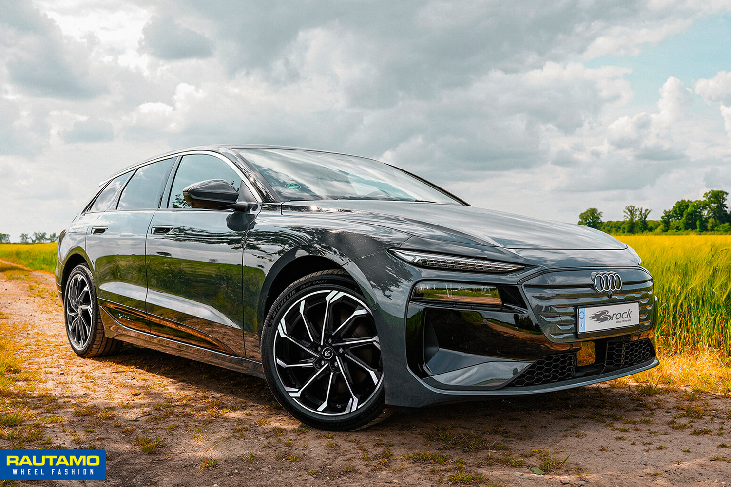 Audi e-tron Brock RC36 Black Full Polish