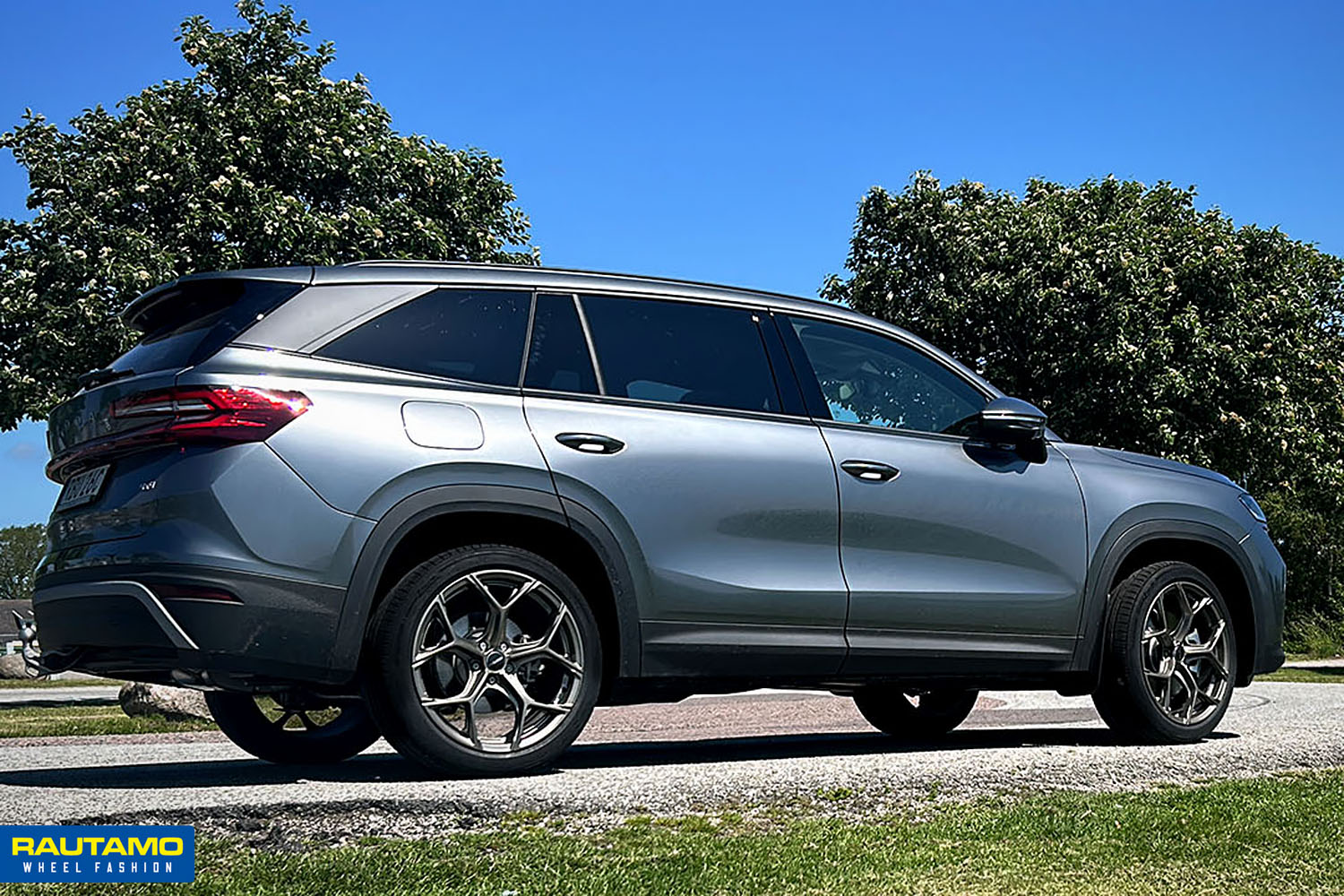 GMP Ultrivity Metal Bronze vanteet autoon fälgar till bilen